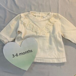 Nicole Miller - Pullover  sweater. Size 3-6 months